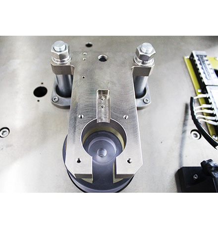 直流無刷電機加載測試系統