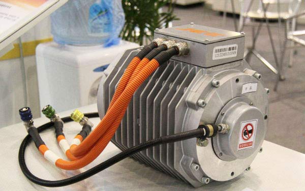 電動(dòng)汽車電機(jī)與工業(yè)電機(jī)的區(qū)別—艾普智能.jpg 電動(dòng)汽車電機(jī)與工業(yè)電機(jī)的區(qū)別—艾普智能.jpg